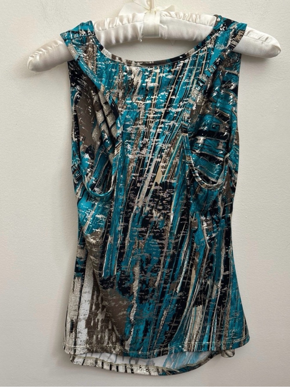 IZ Byer women’s XL tank top (Y2K style) - Picture 5 of 9